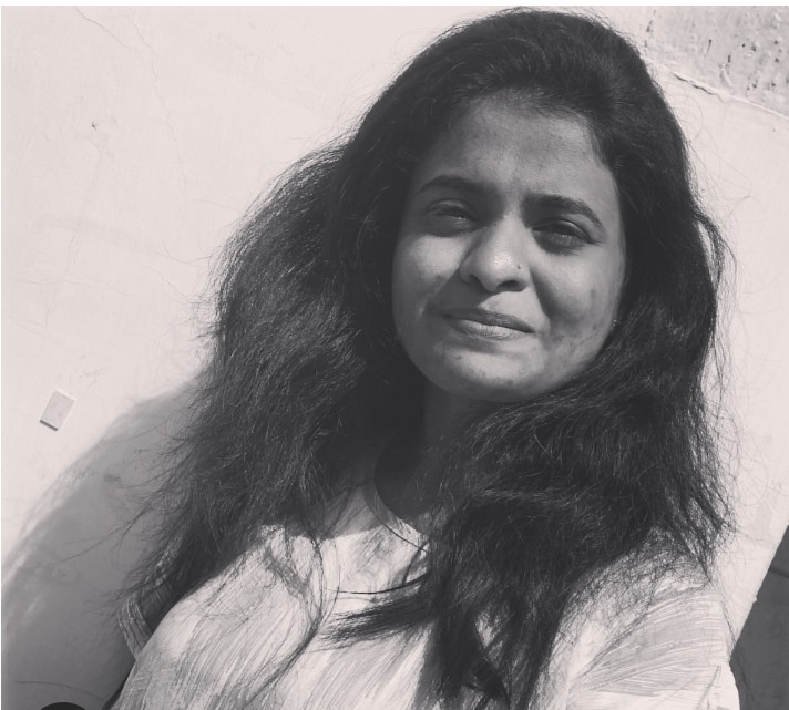DivyaDevendra56's tweet photo. "ಸೋಲುಗಳ ಸಾಲಿನ ಸರಮಾಲೆ ಸರಿಸಿ
ಗೆಲುವಿನ ಗರಿಯ ಗದರಿಸಿ ಗೆದ್ದು
ಅಸಹಾಯಕತೆಯ ಪಾಠ ಬದಿಗಿಟ್ಟು ನಿನ್ನೊಳಗೊಂದು ಅಡಗಿ ಕೂತಿರುವ ಕಲೆಯ ಕಲರವ ಬಿಕ್ಕು ಇಡೀ ಜಗದೊಳು ಕೇಳುವಾಗೆ
ಕನ್ನಡಕ್ಕೆ ಇಲ್ಲ ಯಾರು ಸರಿಸಾಟಿ
ಕನ್ನಡವೇ ಹಿಂದೆಂದೂ ಕನ್ನಡವೇ ಇಂದೆಂದೂ ಕನ್ನಡವೇ ಮುಂದೆಂದೂ !!!!"

                           - ದಿವ್ಯ ದೇವೇಂದ್ರ https://t.co/6ASr01Vj3Y
