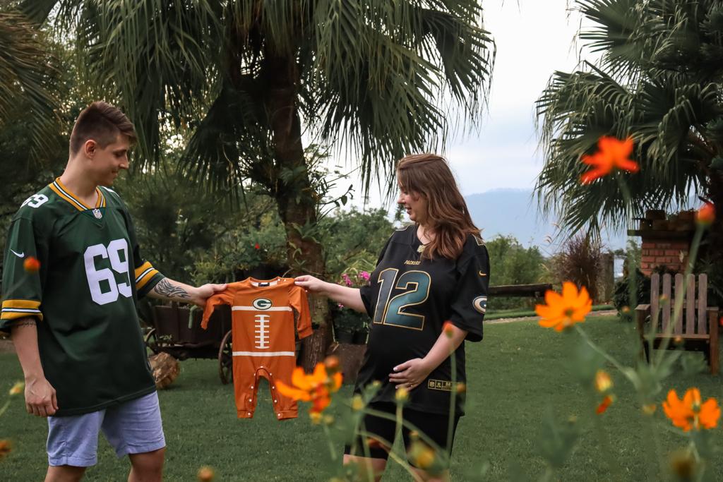 mathbaumgarten's tweet image. Soon we'll have another @packers fan in the stands, family! #GoPackGo