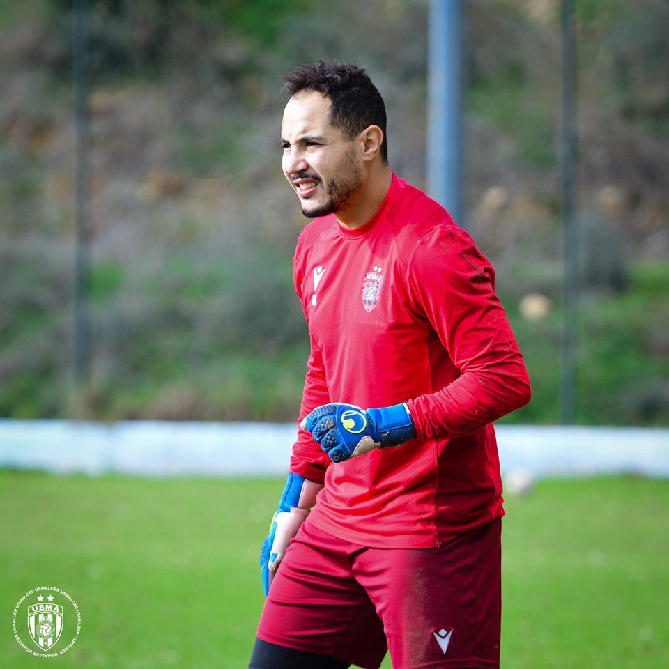 USMAofficiel's tweet photo. Look to the win ๐
๐ #USMAFFC
#Allezlesrouges ๐ดโซ๐ช https://t.co/6KeAFQVTVJ
