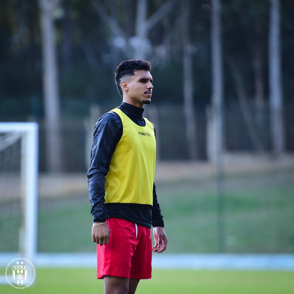USMAofficiel's tweet photo. Look to the win ๐
๐ #USMAFFC
#Allezlesrouges ๐ดโซ๐ช https://t.co/6KeAFQVTVJ