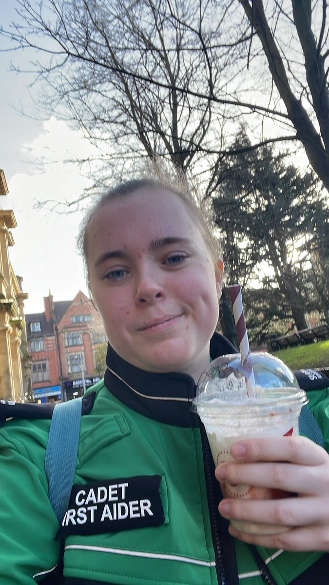 HeatherA_2019's tweet photo. Today I was out volunteering at Wolves! I had a wonderful time and definitely had fun learning and practicing my first aid skills 💚#mysjaday @SJASSWYouth @SJASSW https://t.co/d2dwRC1hhX