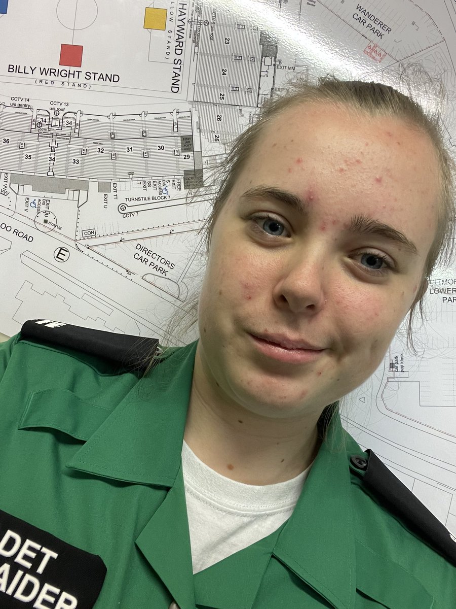 HeatherA_2019's tweet photo. Today I was out volunteering at Wolves! I had a wonderful time and definitely had fun learning and practicing my first aid skills 💚#mysjaday @SJASSWYouth @SJASSW https://t.co/d2dwRC1hhX