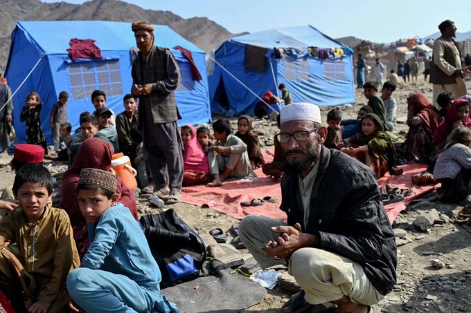 These are not Syrian refugees, in this condition because of ISIS. These are Afghan refugees, in this condition because of Pakistan! #SaveAfghanRefugees