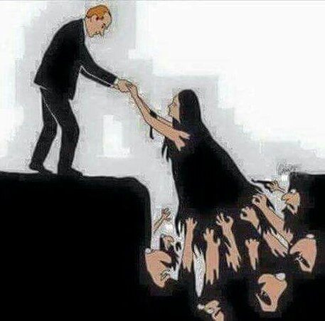 Ulu Önder Atatürk, Türk kadınına en çok değer veren çok büyük bir önder olarak Türk kadınını yobazlardan da kurtarmıştır ve Türk kadını için yobazların sözlerinin hiçbir bağlayıcılığı yoktur ve görsel derin anlam içerir!
#TarikatveCemaatlerKapatılsın