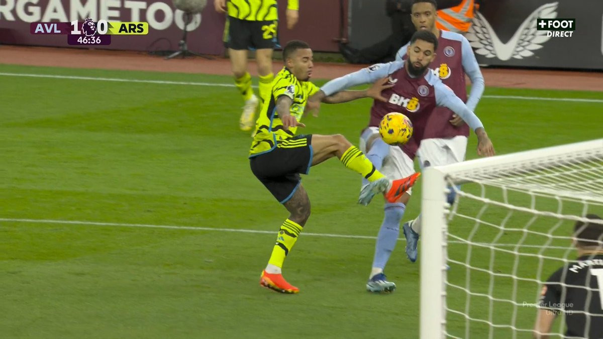 4 hours apart.

1 penalty is given for a striker having his leg kicked through from behind.

1 penalty is denied for a striker having his leg kicked through from behind.

Embarrassing, cheating, INCOMPETENCE <a href="/FA_PGMOL/">PGMO</a>