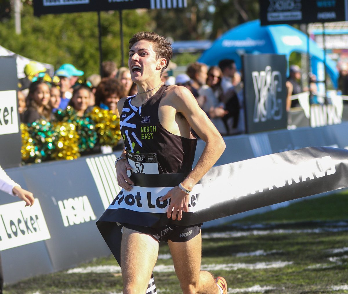 Drew Griffith of Butler HS (PA) wins the boys Footlocker Championship in 15:06.9
