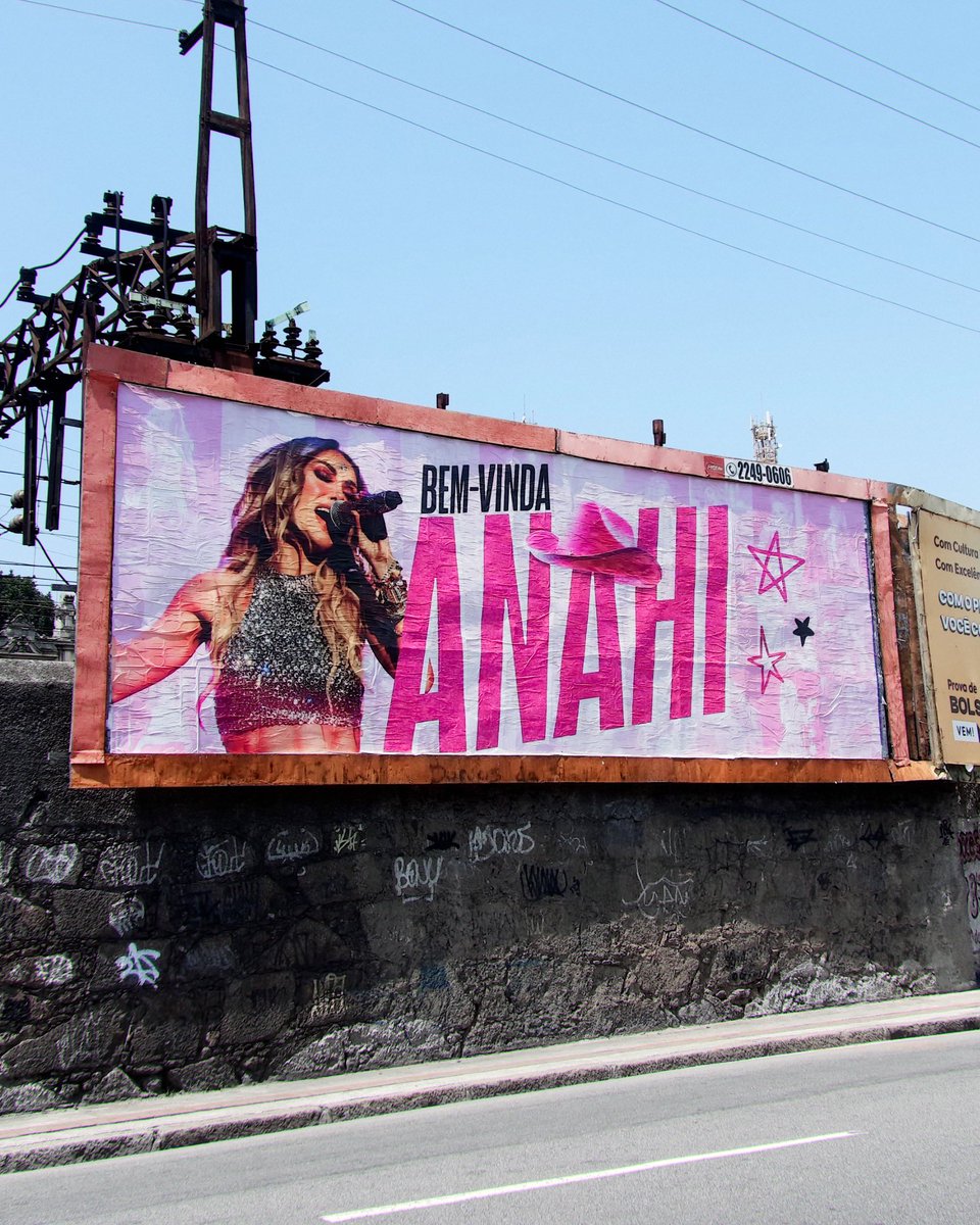 welcomebackany's tweet photo. Há 1 mês… 🩷 @anahi https://t.co/5sTdMwQS7z