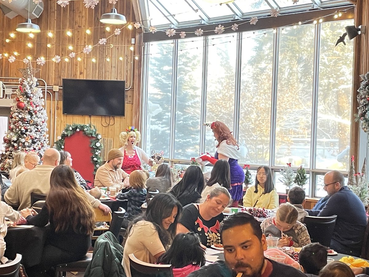 Awesome morning celebrating our MT family at our kids holiday party. Lots of fun with Santa and the kids. Great venue and support by the #calgaryzoo