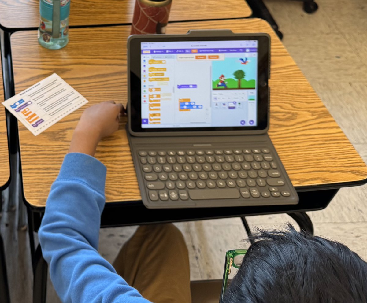 Techteachernyc's tweet image. Some snippets from our @scratch Code Along event with @CSforAllNYC ! #HourOfCode #CSEdWeek2023 @techstrodinaire #csedweek
