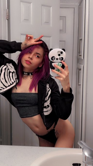 Still working on it 🍑🍒 https://t.co/XYdq7gHvIB<a href="/tag/cutie"class="tags"><span>#cutie</span></a><a href="/tag/fyp"class="tags"><span>#fyp</span></a>