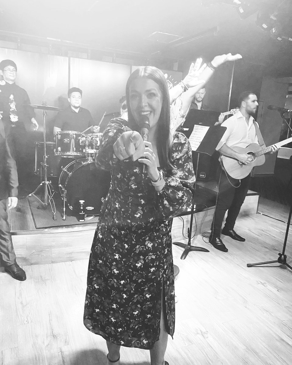 BethanMedi's tweet photo. Not been on here for a while….but heres me singing and cruising around the world 🛳️🫶🏼 https://t.co/dly8DYUV9Z