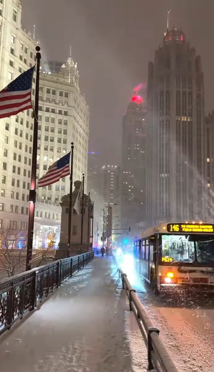 من 5 سال دیگه اینجام🇺🇸
تو بنظرت 5 سال دیگه کجایی؟