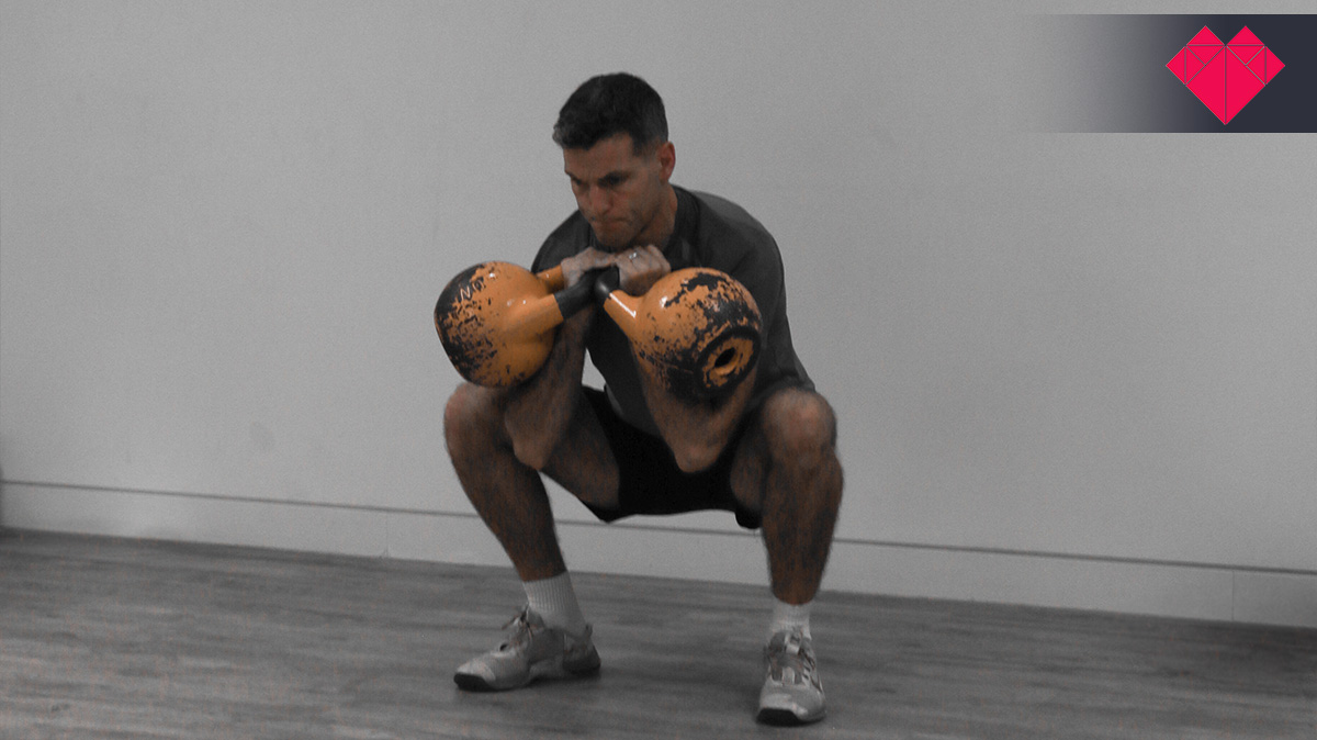 FitIndEdu's tweet image. 🏋️‍♂️ Double rack kettlebell moves = strong shoulders &amp;amp; solid core! They challenge your upper back and improve balance, boosting posture and functional strength. Try it out! 💪 #KettlebellPower #CoreAndMore 🏋️‍♂️