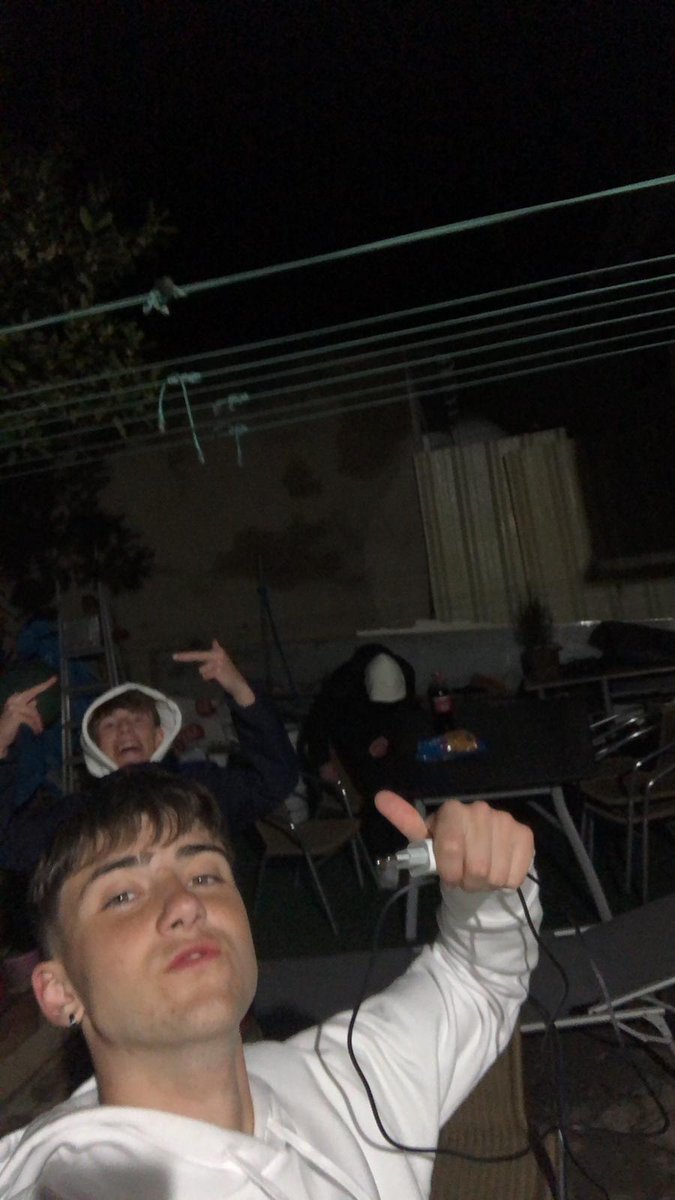 diegofloores_'s tweet photo. @Adrivaldu_ @YoelDs3 https://t.co/3ANdTGVTDn