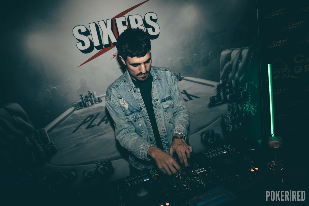 Poker-Red tweet media