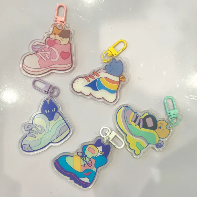 Sneaker cat acrylic charms now available in my shop! 