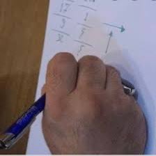 خامسًا
ان تعامل بعض منتسبي القوات الامنية مع المحتل الامريكي المجرم بدواعي واهية سيجعلهم اذنابًا له وشركاء في جرائمه وهذا ما لا يرضاه العراقيون
#ابو_علي_العسكري
#ولا_امريكي_واحد
#لا_نبالي