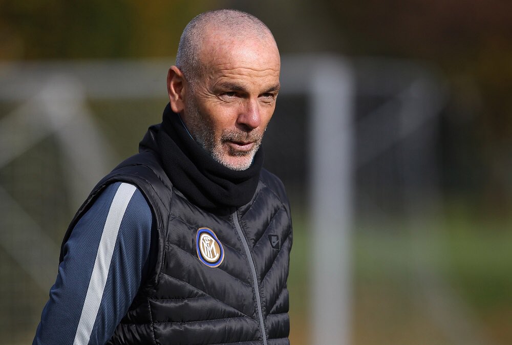 Zincoritorna's tweet photo. -derby perso 5-1
-rianimato un Napoli allo sbaraglio sotto di 2 gol
-rianimato un Udinese che non vinceva da 2 mesi
-rianimato il Lecce sotto di due gol
-piallati dal peggior Borussia del decennio
-rianimata l’Atalanta più scarsa del secolo
-record infortuni implementato 

PIOLI https://t.co/9pisryO1MX