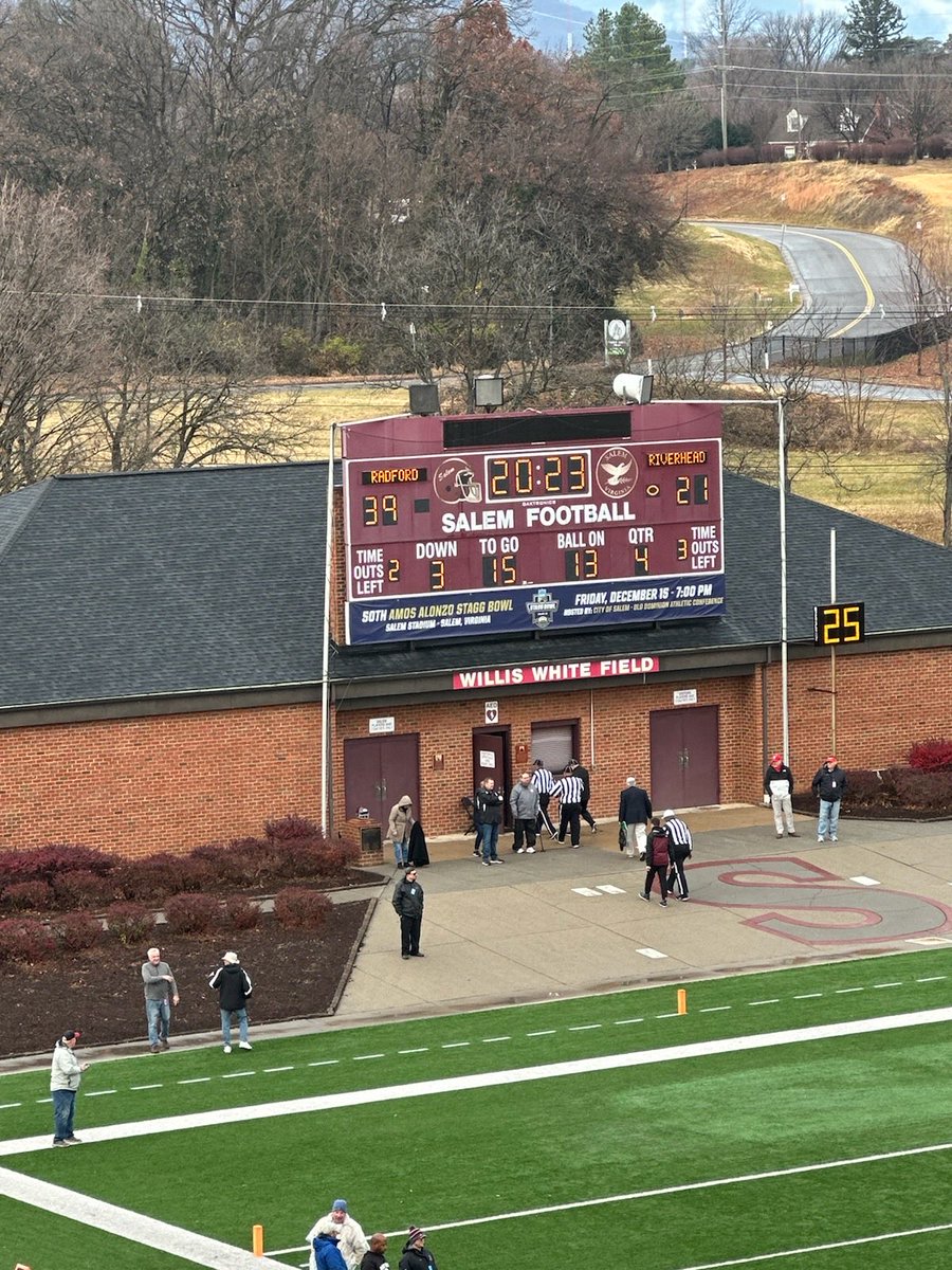 joefowler1's tweet image. The Bobcats are back! 2023 state champs. Great day with 15 childhood friends. #proudalumni