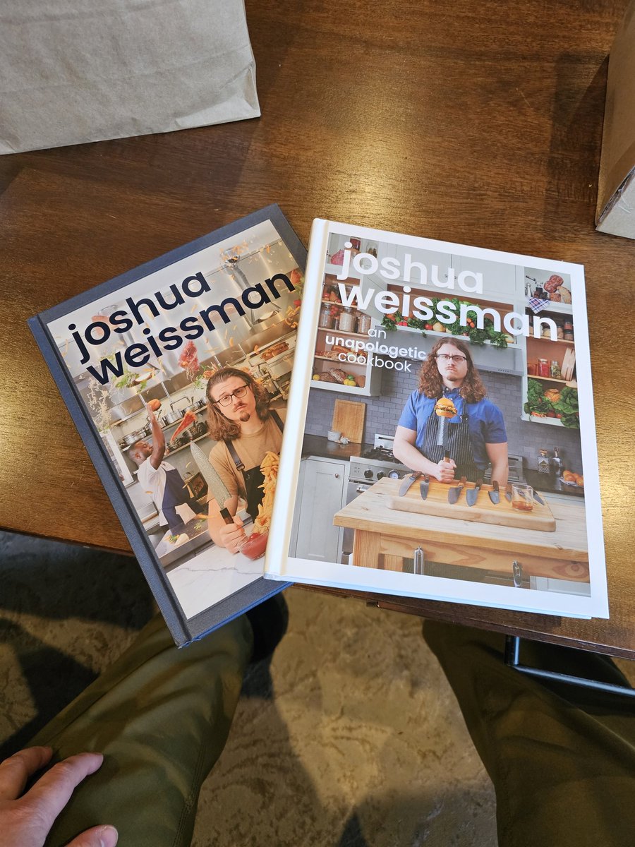 rustiecoin's tweet photo. Got the best birthday gift yesterday! Can't wait to go through them! @therealweissman https://t.co/vKG6AtOKnX