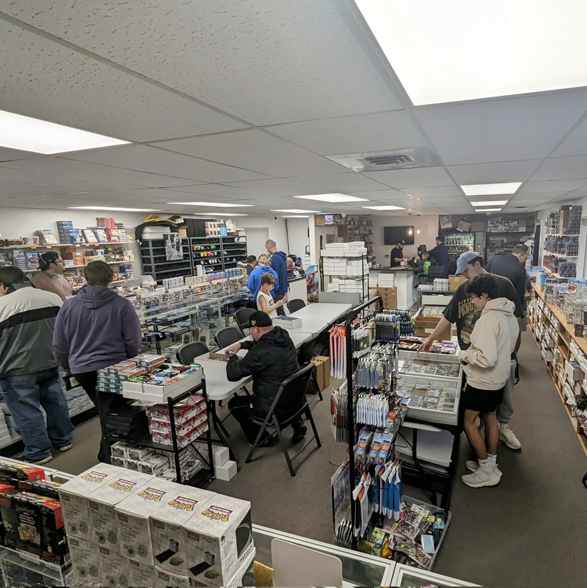 SportsCardJunct's tweet photo. Gotta love #ShopSaturdays https://t.co/VBjvH6Y5Cu