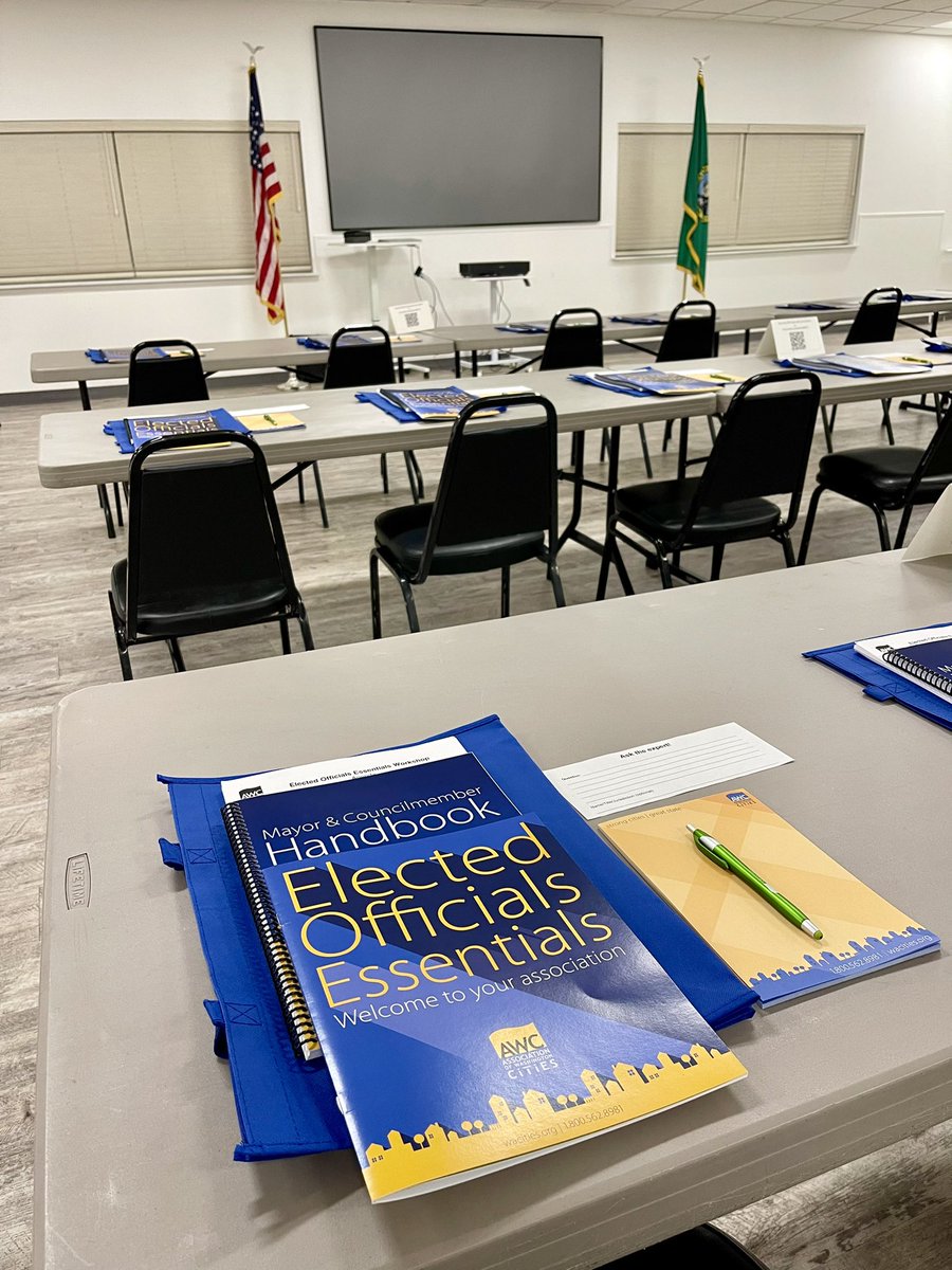 MichaelGrayum's tweet photo. We are excited to host eastern WA elected leaders and staff for the 2023 @AWCities Elected Officials Essentials training here at our recently remodeled @Cityofzillah Civic Center! Thank you AWC staff for all you do to support #WACities
https://t.co/Y6MZWkrOR6 https://t.co/2xo2zehgkC