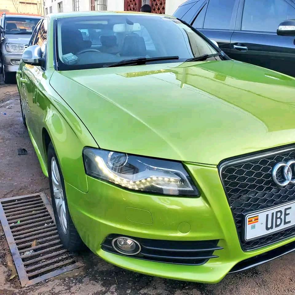 DriveNowUg's tweet image. Let's hope you're weekend is going well, here it's #AlwaysAtWork and proud that 19 have made it as they purchased their UgUsed vehicles. 
Below it's the Audi A4 S line 2008 edition with 1.8cc and it's a turbo having a petrol engine.
#YourCarYourStyle

Priced: #Ugx29m