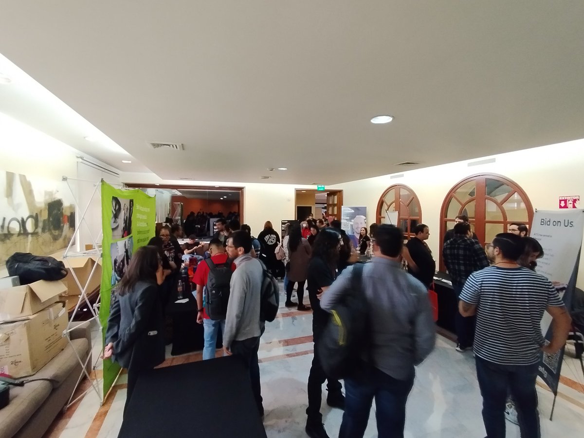 Superlasek's tweet image. De vuelta #PosaDev2023 disfrutando en comunidad y aprendiendo con Tlacuaches 👨‍💻