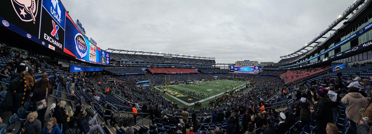 berc2000's tweet photo. #ArmyNavy https://t.co/OrIn6cBcsI