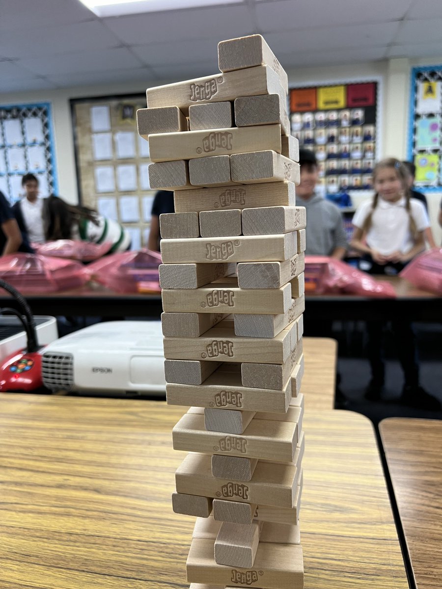 MrsRioGeorge's tweet photo. Where’s the math? 🤔💭🧐💬 @JENGA it’s more than just a game. What a fun way to teach! @ElemLBUSD @LBUSD_MATH https://t.co/ceU9eXeTvT