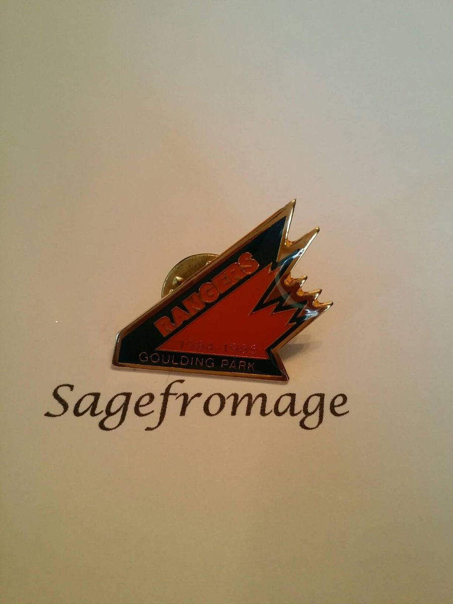 arlissbryant's tweet image. Pin Rangers Goulding park Minor Hockey Association push back pin tuppu.net/5a343a74 #sagefromage #Etsy #FlagPin