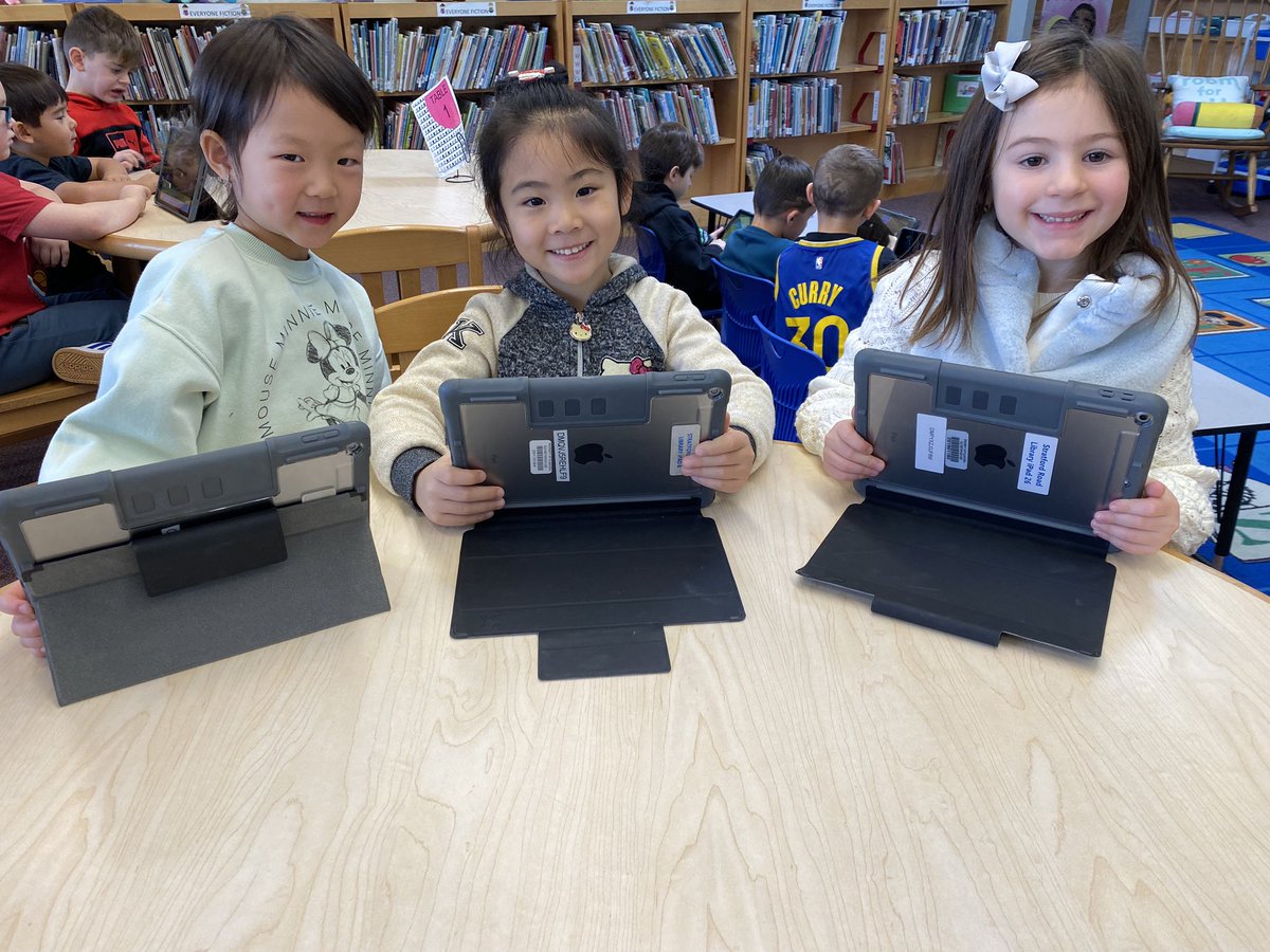 POBSRLIBRARY's tweet photo. Hour of Code Week 2023 was a huge success. Allowing students to take ownership of their learning and explore all that coding has to offer is an amazing thing.  #HourOfCode https://t.co/gDJHcYYxSo