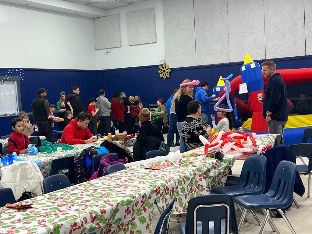 Attended the Breakfast with Santa event hosted by the <a href="/swcc_wpg/">South Winnipeg Community Centre</a> team. Was wonderful to see friends and neighbours on this snowy December morning. 🎅❄️