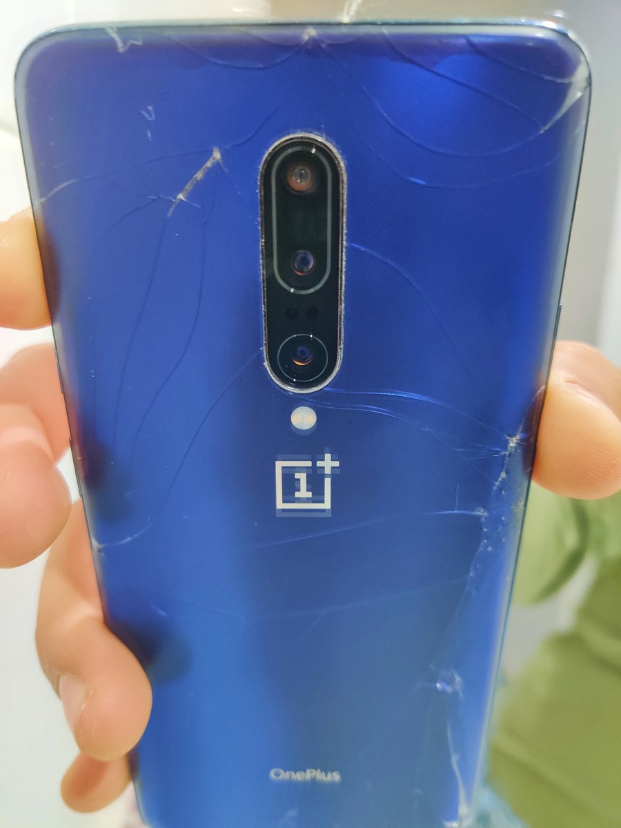 Daniel38Miranda's tweet image. ¿Y si me compro el #OnePlus 12 #OnePlus12 
Tengo el #OnePlus7Pro