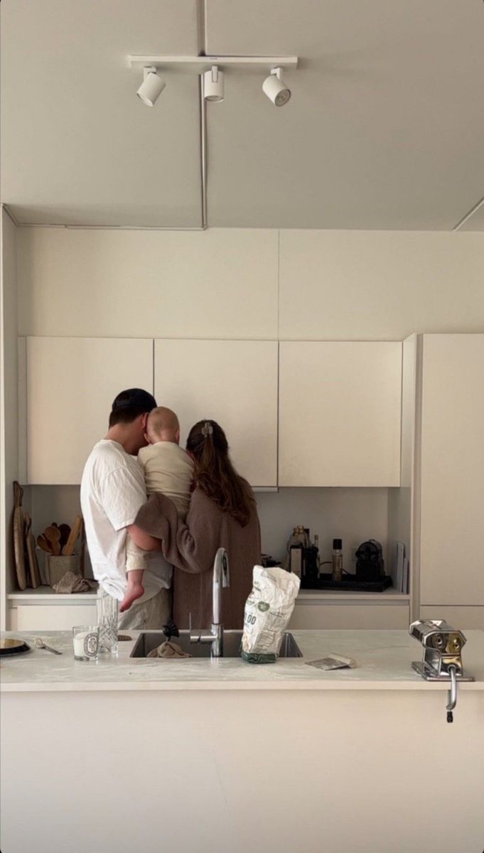 AidelZack's tweet photo. L’objectif de ma vie ❤️ https://t.co/ZnpBOEBL4F