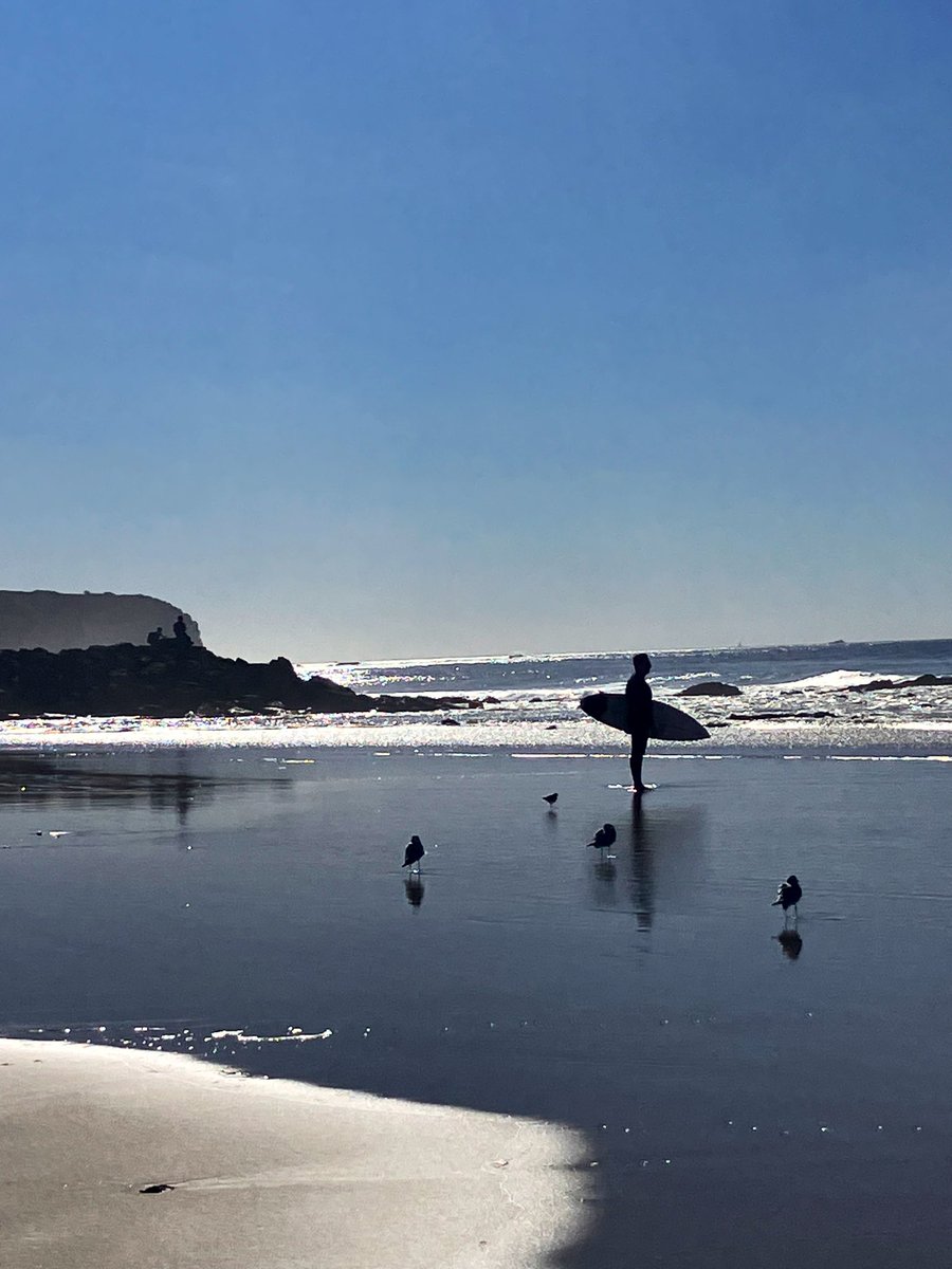 Michsteer's tweet image. I love these photos of surfers and the sea, so Californian! #surf #surfers #SaturdayFeeling #California