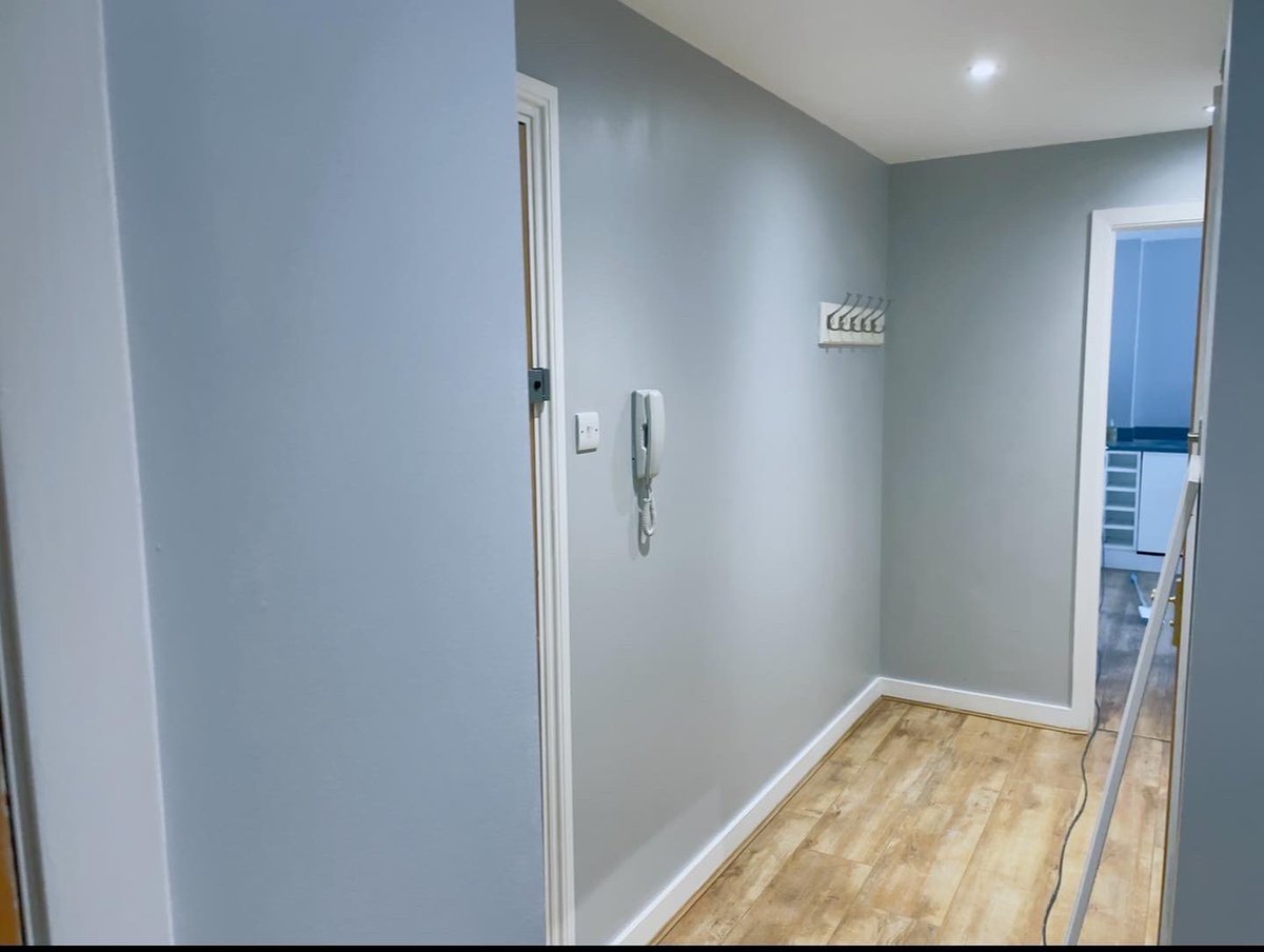 bespokecleans's tweet photo. A Sprucing  up in #Ealing #Common https://t.co/rCgXQnPlK2