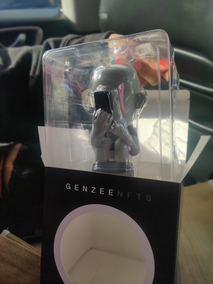 HODLflex tweet media