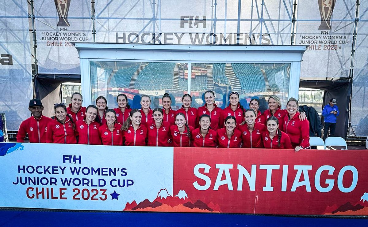 FieldHockeyCan's tweet photo. This group of athletes has made us so proud. From Pan Ams to the culmination of the Junior World Cup, it's an amazing group with an amazing future! They showed grit, heart, desire and passion as underdogs on the world stage. Looking forward to what comes next for these athletes. https://t.co/5TF3k84rv7