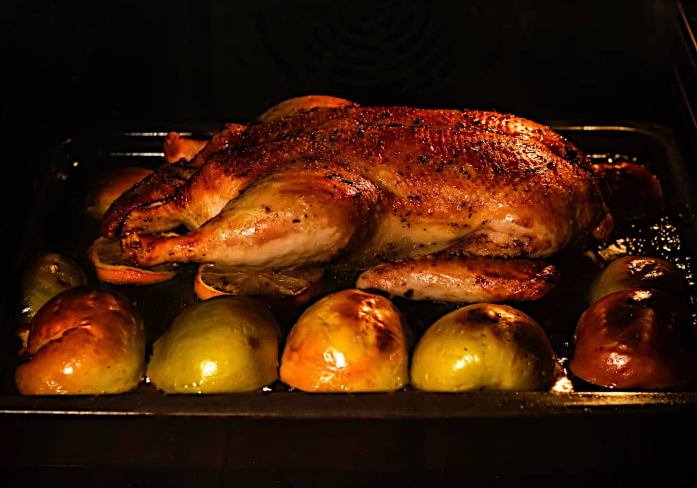 CigalesGourmand's tweet image. TABLES DE FETE :
LE CANARD ENTIER ROTI AU ROMARIN
cigalesgourmandes.fr/le-canard-enti…
#canard #noel #dinersdefete
