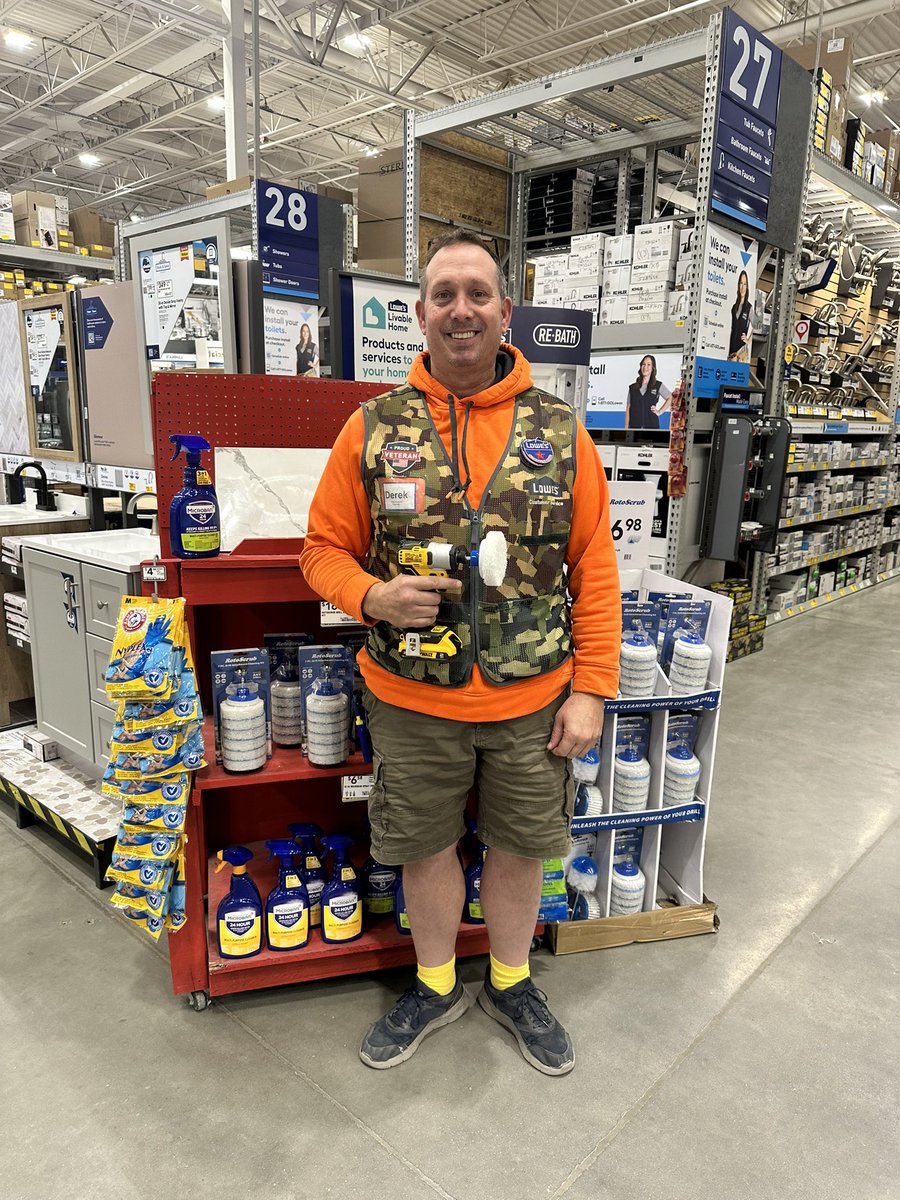 Derek is excited for demo day with the RotoScrub attachment! #R1DEMOS #Pulaski2458 @som2to <a href="/BenitoKomadina/">Benito.Komadina@Lowes</a>
