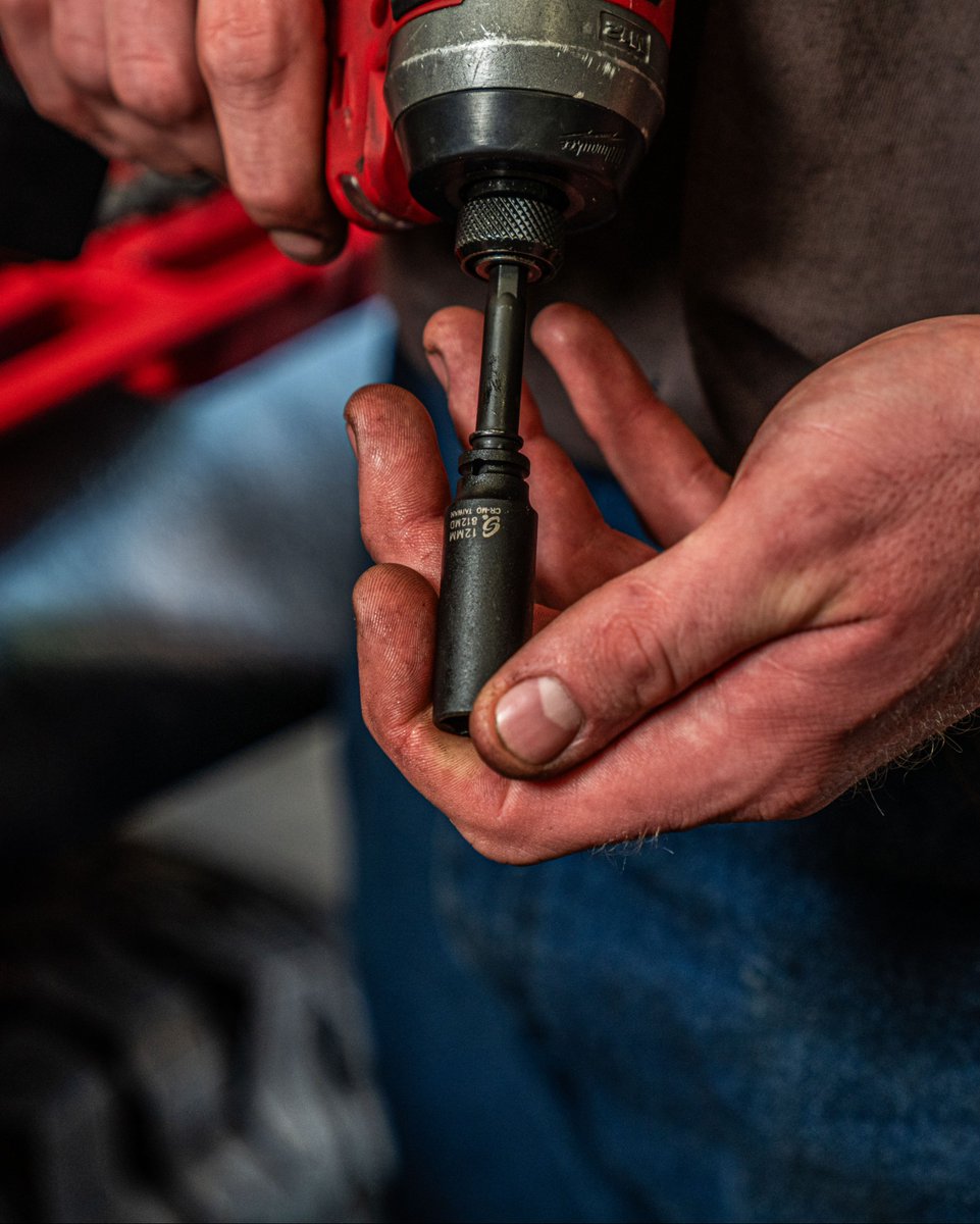 SunexTools's tweet photo. We got everything you need in the SUNEX 1/4" Drive SAE and Metric Master Impact Socket Set.🧰
With 6-point standard and deep sockets from 3/16" - 9/16" &amp; 4mm-15mm, you can conquer any task. [SUNEX 1848] #SUNEXtools #SUNEX #tools #impactsockets #sockets

https://t.co/QOXNiGCbnv https://t.co/QVhFtmGwoK