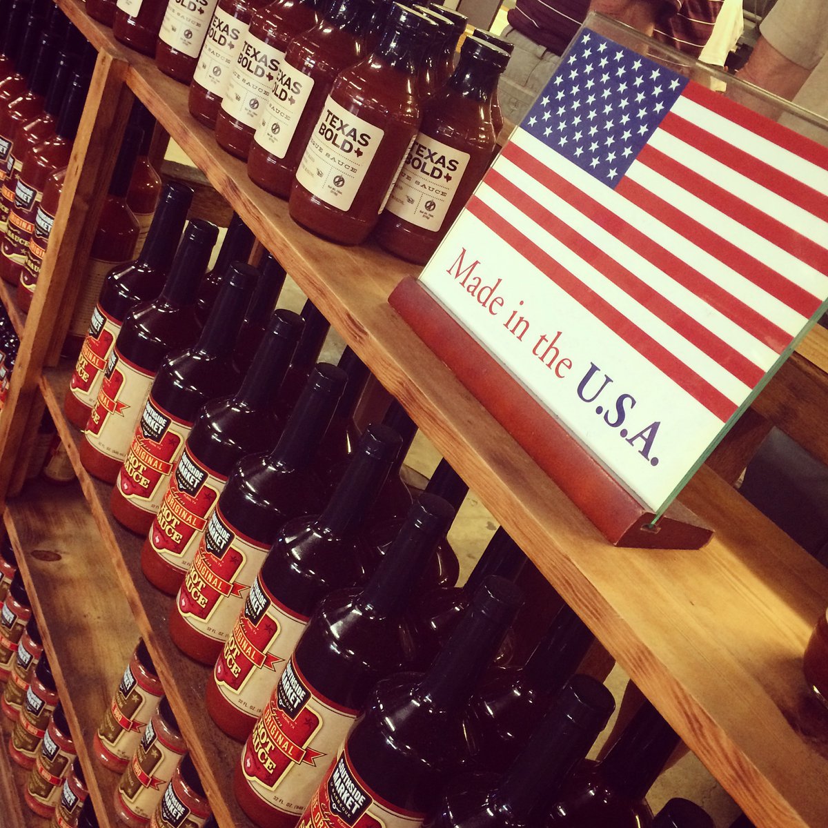 🎁🌟 Don't miss out on the festive fun! Enjoy 10% off all merchandise and pantry items, including our irresistible spices and sauces. Grab the perfect Christmas gifts for your loved ones, whether in-store or online. 🎄✨ #BBQGifts #SavorTheFlavor

southsidemarket.com/collections