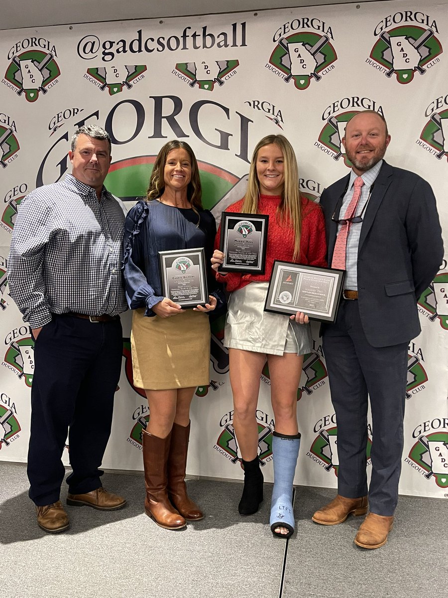 maddiev58's tweet photo. Thank you @gadcsoftball for awarding me Peach State player of the year! What an honor it is!! Congrats to all the other players on their awards! Also, congrats to @carrieg02 on Coach of the year! God is good!! @CougarsNewnan @NewnanSTRENGTH @HerdSB @CoachMonica35 https://t.co/XzFlJxHkL7
