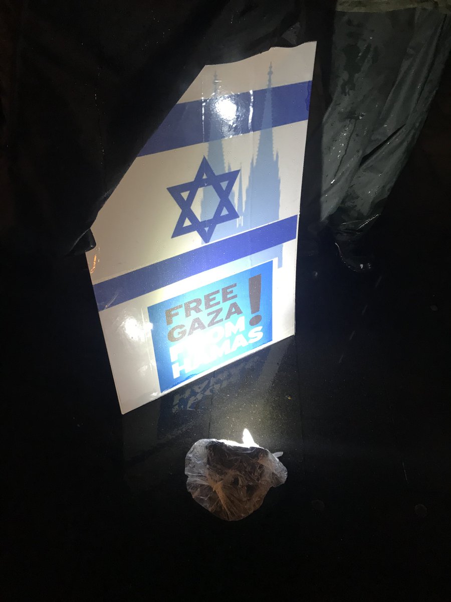 LoveGuerillero's tweet photo. ❤️🖤#köln #k0910 #FreePalestineFromHamas #GegenJedenAntisemitismus #BringThemHomeNow https://t.co/jc78m2K0TN