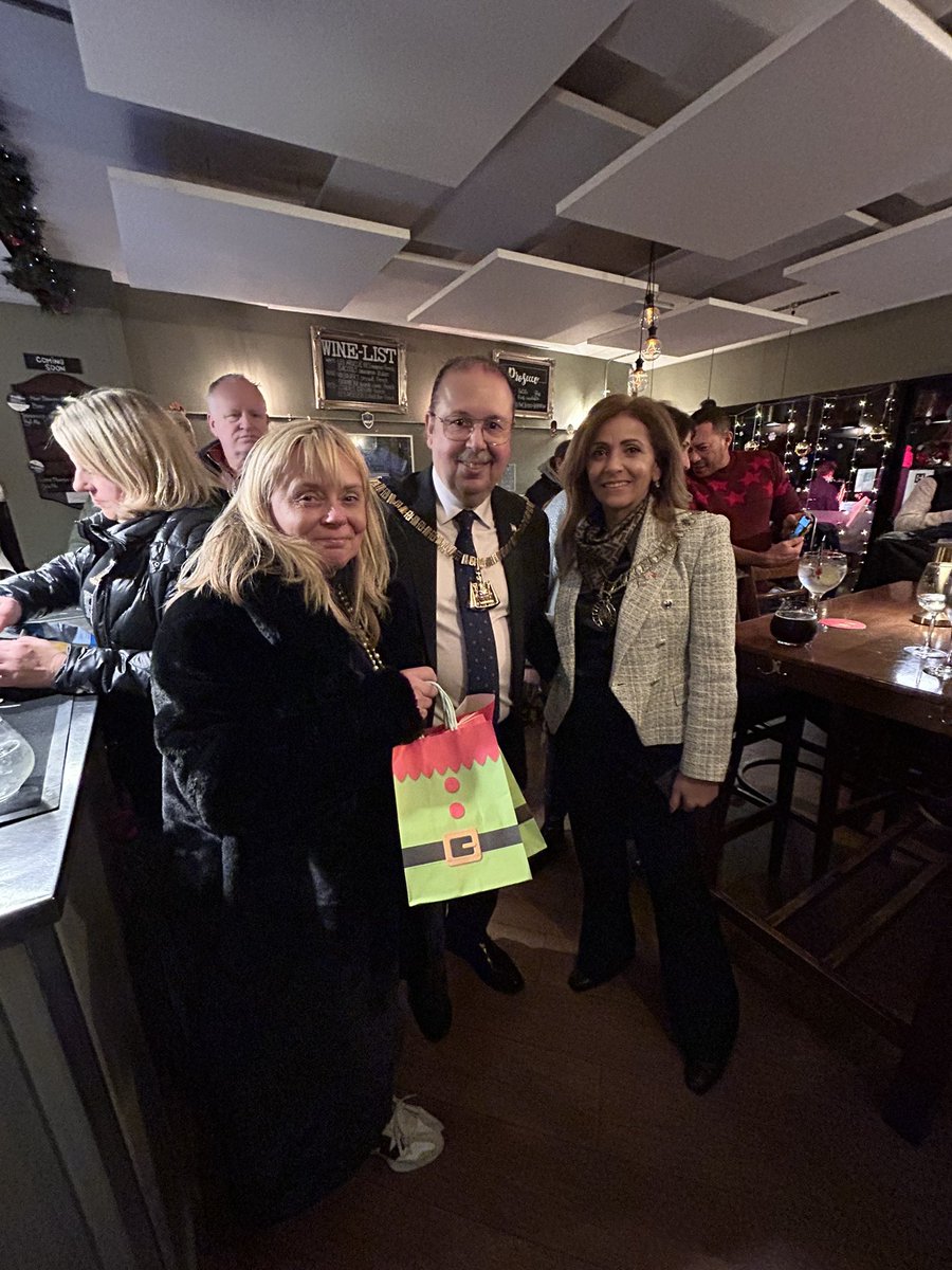 MayorOfBexley's tweet photo. The Hackney Carriage Micropub is an excellent example of a great local business that is really very well supported by the local community https://t.co/urAhtUAI7f