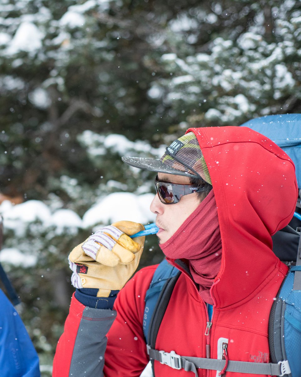 platyhydration's tweet image. Sip, savor, conquer: The new self-sealing HyFLO™ bite valve ups the ante with a 30% increase in flow rate, ensuring you stay effortlessly hydrated on the move. Shop at the 🔗 below.
ow.ly/KMlE50QgWTv
📸: Sammy Spence (IG:  @well_wandered)