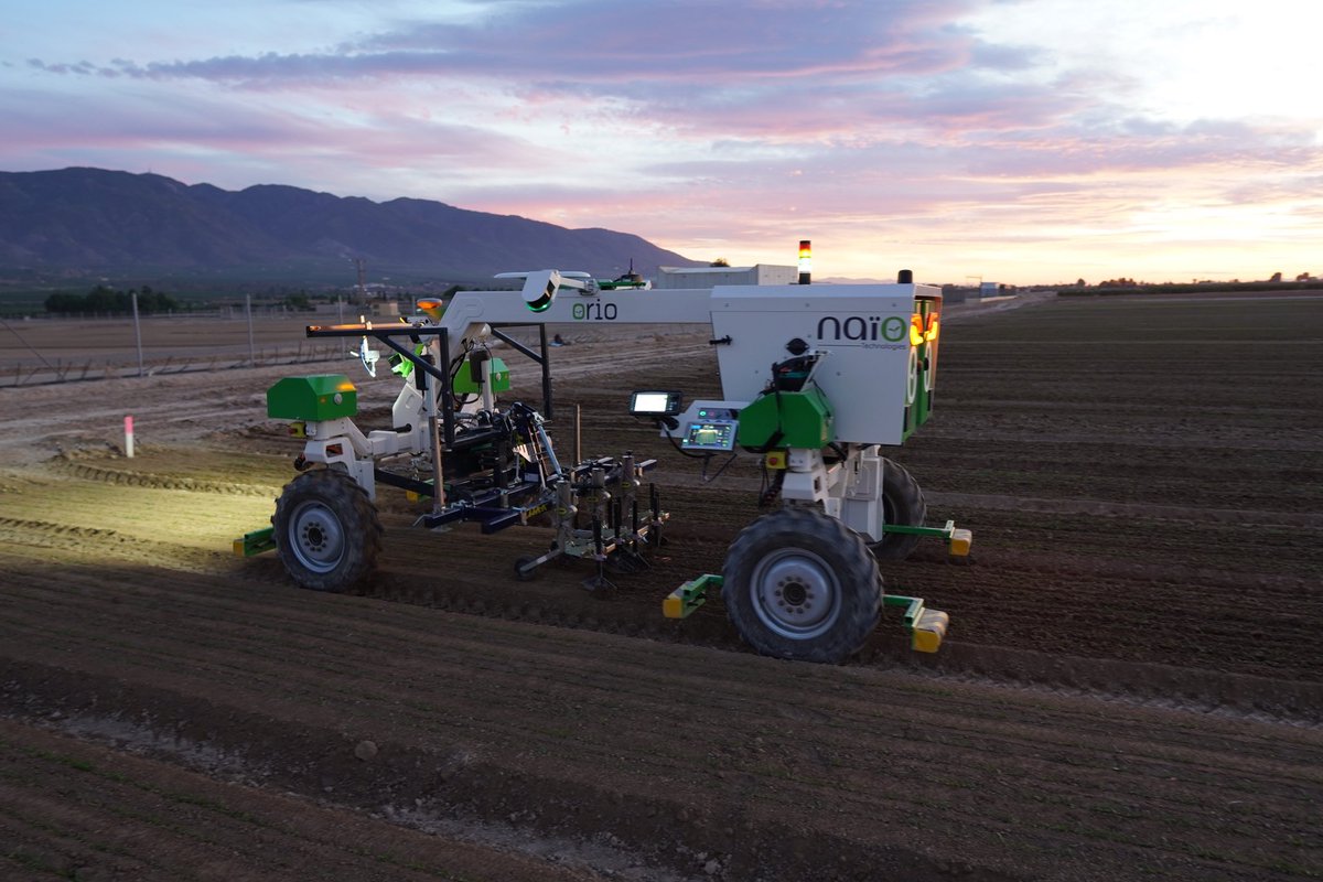 naiotech's tweet photo. 🇪🇸 Never Ending Weeding for ORIO in #Spain !
Our autonomous tool-carrier is covering hectares and hectares without on site supervision thanks to #AugmentedAutonomy.
This CE certified system offers you more time. Choose how you will value these hours everyday 😉 https://t.co/11KBuF4052