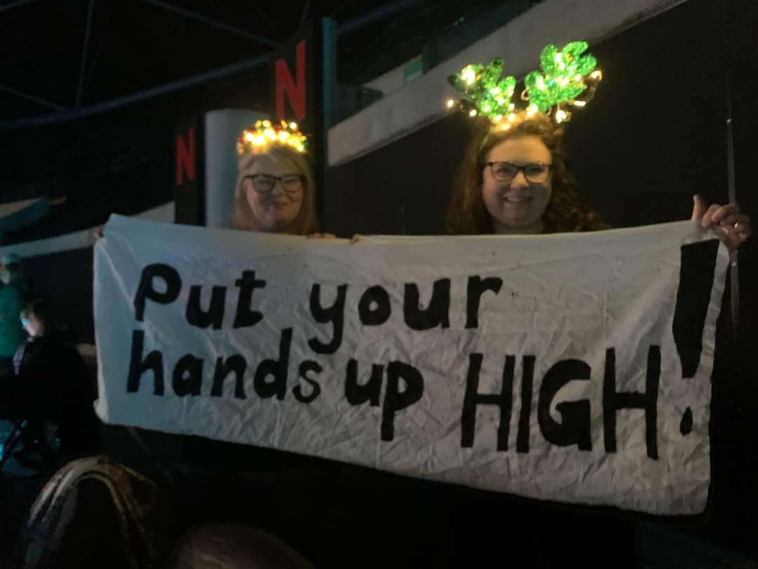 Hazel Sim tweet media