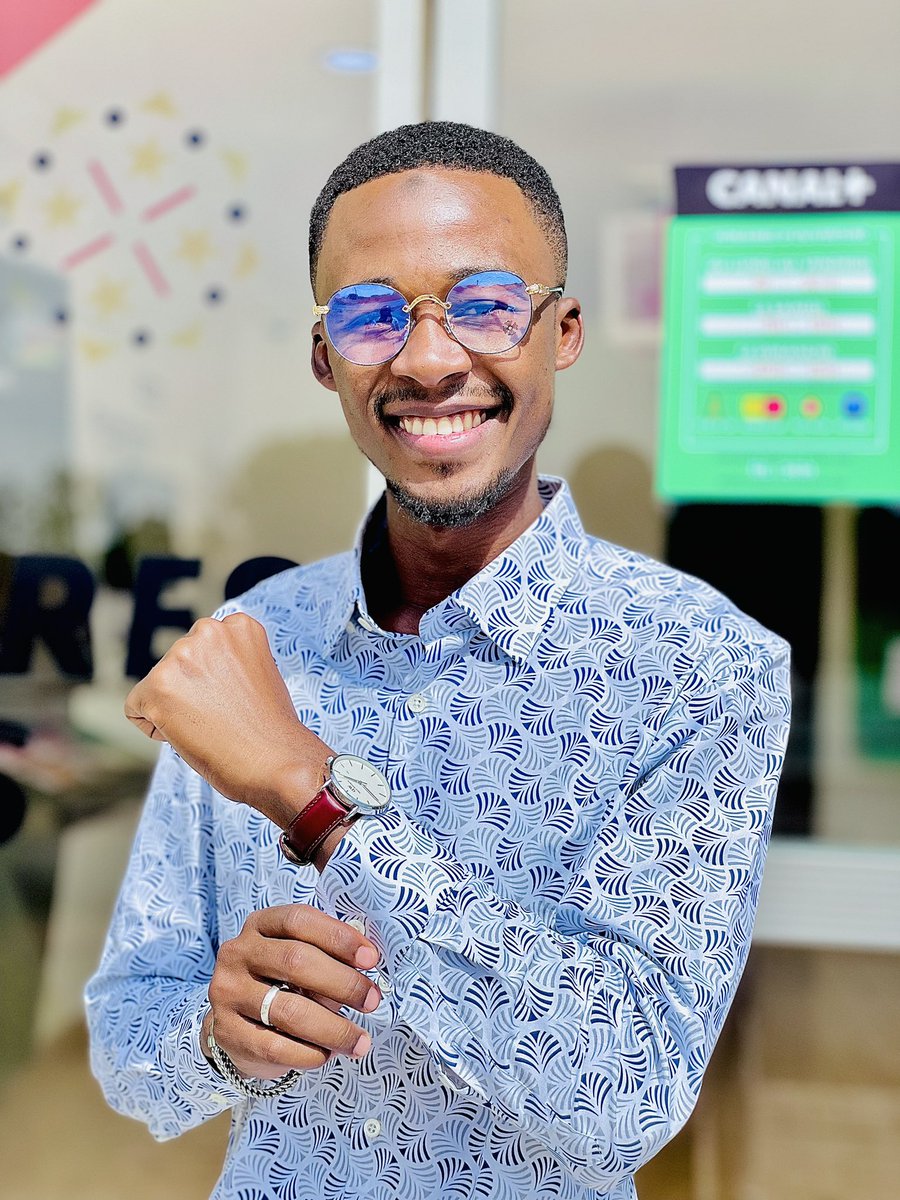 Pourquoi les gens son méchant pourtant tout le monde est destiner à mourir ?😪 sourire un peu sa rend heureux ❤️😁